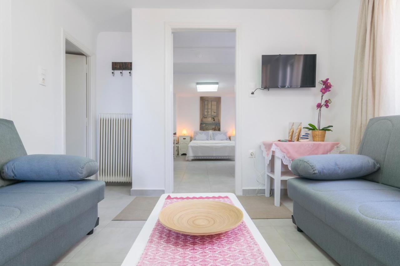 Kourita Garden Apartment With Sea View Near To The Port Of Milos آداماس المظهر الخارجي الصورة